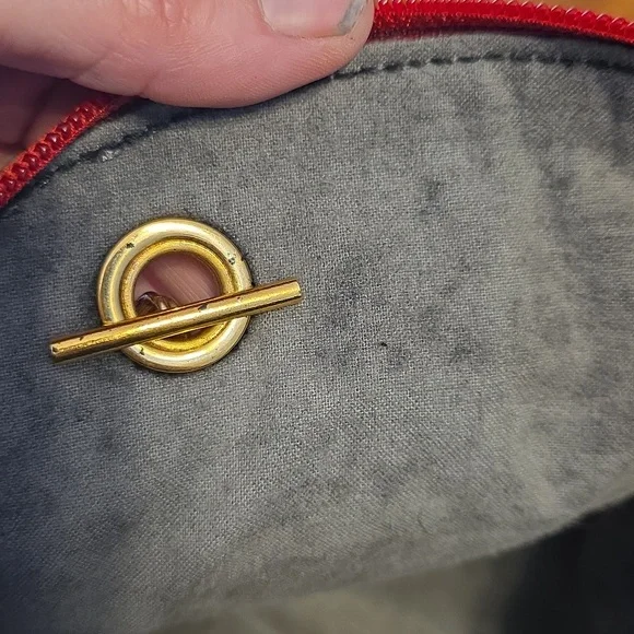 Bally Hot Pink Quilted Leather Shoulder Bag with Gold Chain - Picture 15 of 16